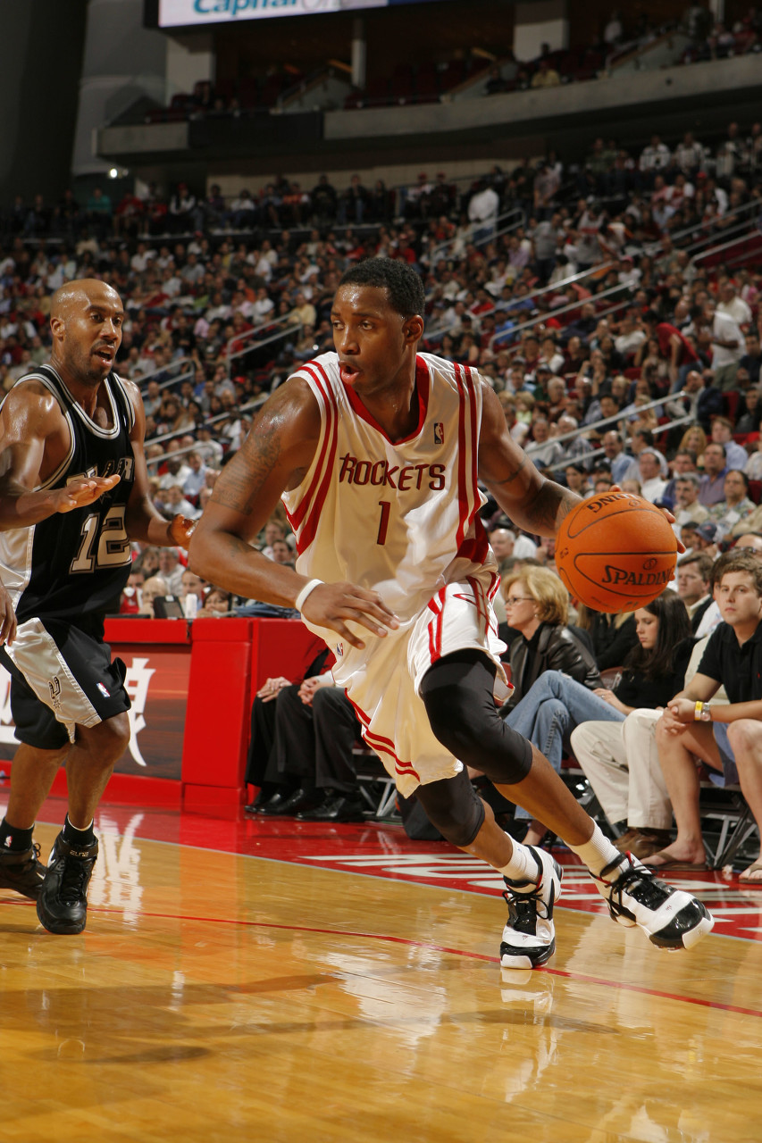 ladbrokes体育-神迹💥21年前今天：麦迪35秒13分上演“麦迪时刻” 率队大逆转