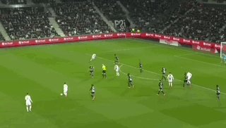 立博-【法甲】梅西助攻，姆巴佩双响，巴黎2比1客胜昂热